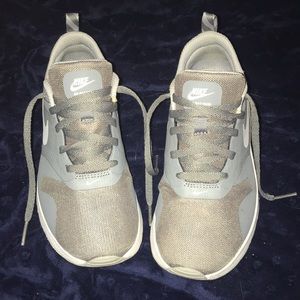 Kids grey nikes size 2